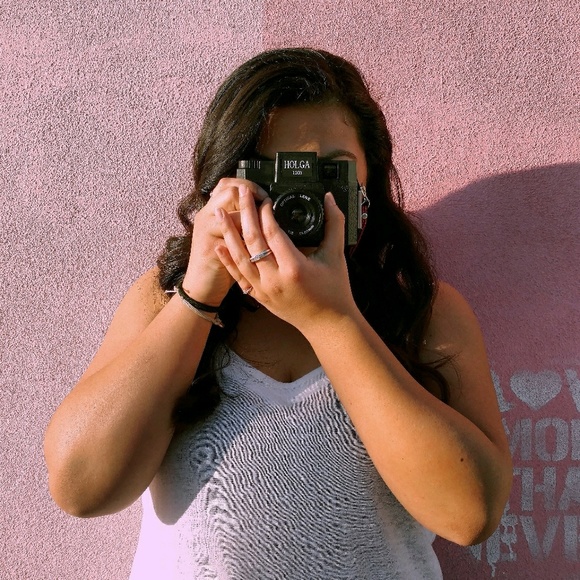 Profile Picture of Kalina Luckenbach (@kalinaluck) on Poshmark