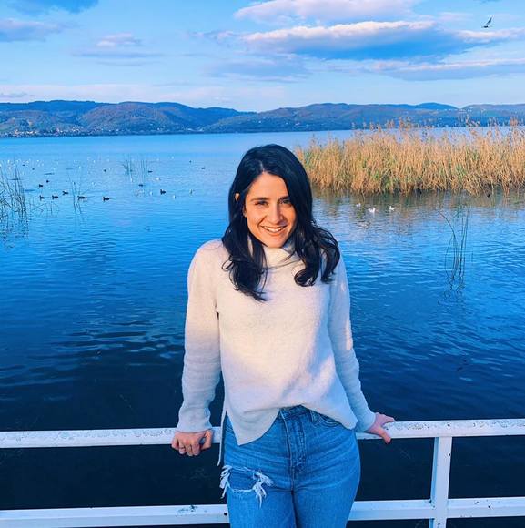 Gizem Ozcelik - Poshmark Profile Picture of Gizem Ozcelik (@gozcelik) on Poshmark