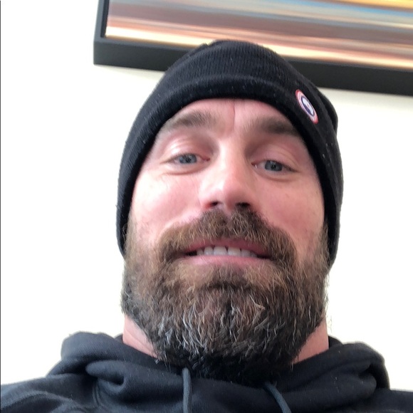 Shwn Wynes - Poshmark Profile Picture of Shwn Wynes (@wynes14) on Poshmark