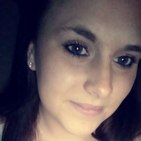 Profile Picture of Melissa Lukaszek (@mlukaszek2012) on Poshmark