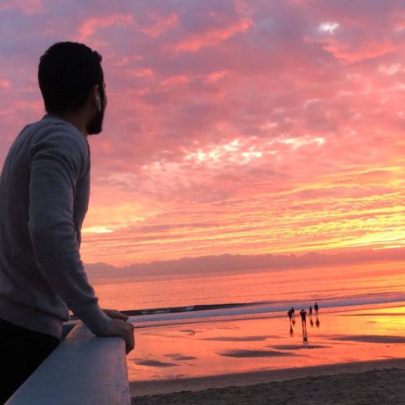 Profile Picture of Hayk Hayk (@haykhayk) on Poshmark
