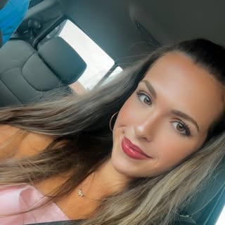 Profile Picture of BETH (@bethany.turner) on Instagram