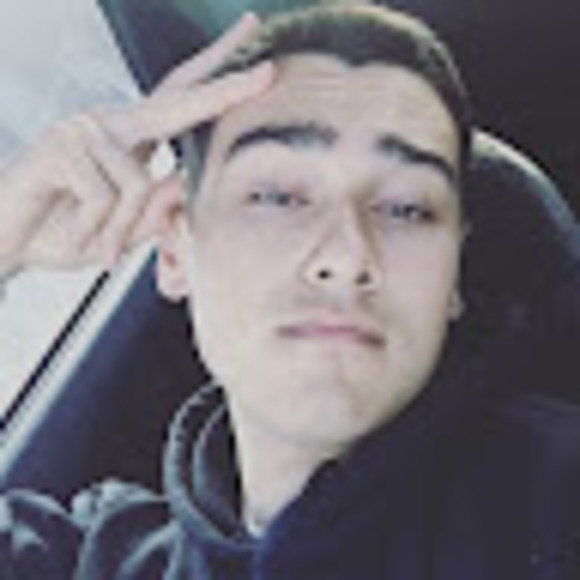 Profile Picture of Nathan Faulkner (@nfaulkner5469) on Poshmark