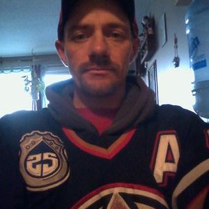 Profile Picture of Jason Hewett (@4blujay) on Twitter