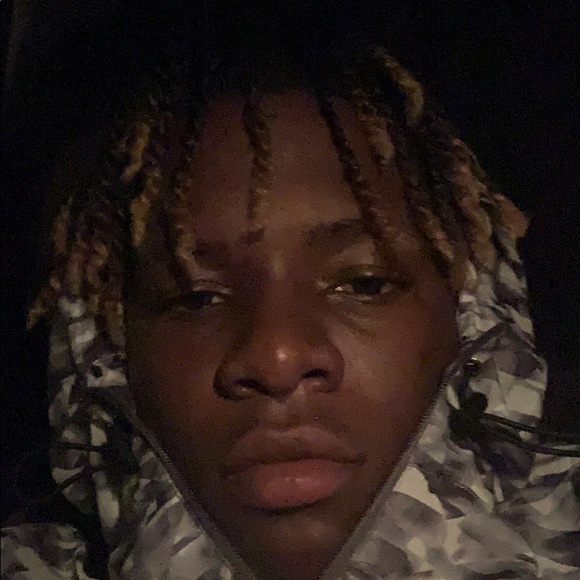 Profile Picture of Corey Smith (@csmith33427) on Poshmark