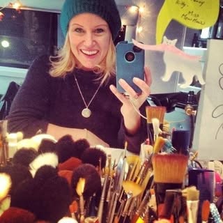 Profile Picture of Anne Sellery (@annesellerymakeupartist) on Instagram