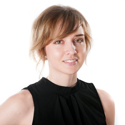 Profile Picture of Lois Engstrand (@loiseng) on Twitter