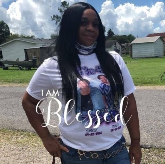 Profile Picture of Schavone Telfair (@schavonetelfair) on Poshmark