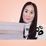 Profile Picture of Amy (@readwithamy) on Instagram