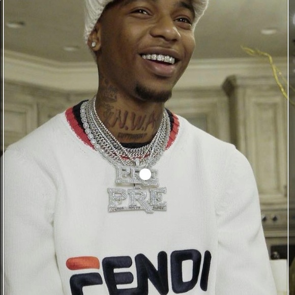 Profile Picture of Dandre Jones (@gdandre2000) on Poshmark