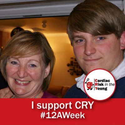 Profile Picture of Sue Dewhirst (@dewysue) on Twitter