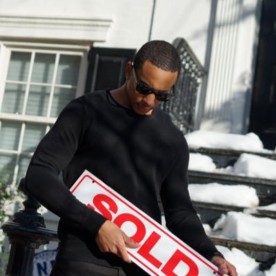 Profile Picture of #AskDannyRealEstate (@DJ_illAdvised) on Twitter