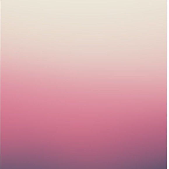 Profile Picture of Jenna Wiebke (@jennawiebke) on Poshmark