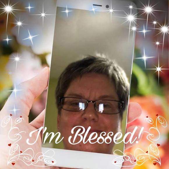 Profile Picture of Tammy Auton (@lincolntontammy) on Poshmark