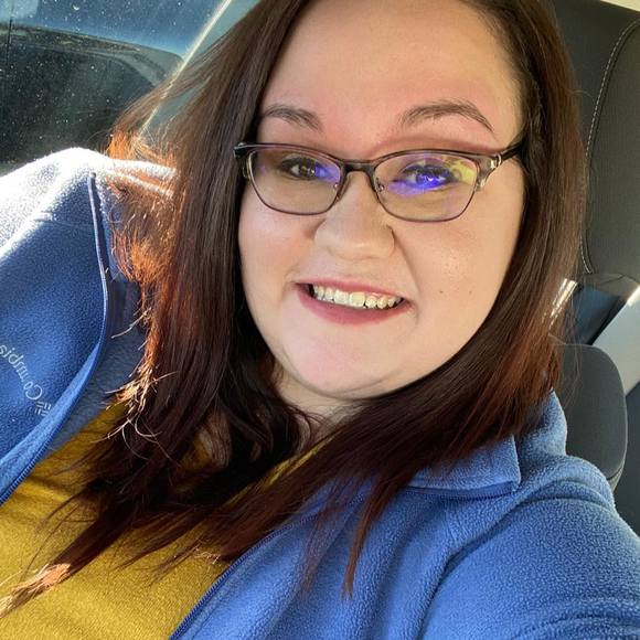 Profile Picture of Clarissa Steele (@clarissam1993) on Poshmark