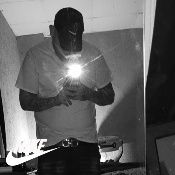 Profile Picture of Aarron Jones (@aarronj26) on Poshmark