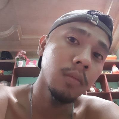 Profile Picture of Dan Hezekiah E. Gonzaga (@HezekiaOfficial) on Twitter