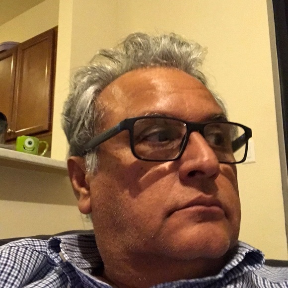 Profile Picture of Milciades Pachas (@milciadespachas) on Poshmark