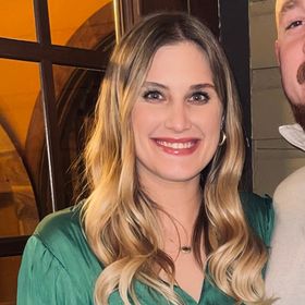 Profile Picture of Ali McLeod (@aliemcleod) on Pinterest