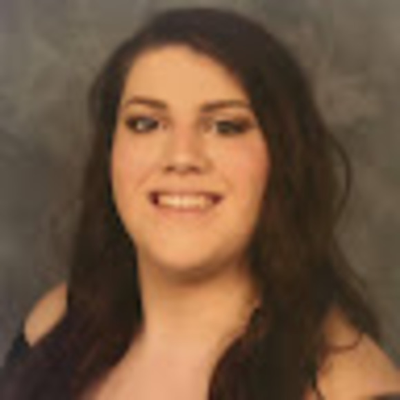 Profile Picture of Jessica Solomon (@solomonj1092) on Poshmark