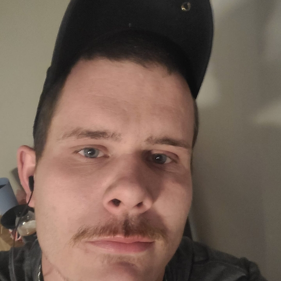 Profile Picture of Charles Haney (@kinglee2011) on Poshmark