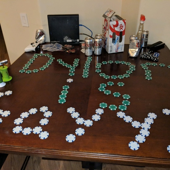 Profile Picture of Gabriel Lopez (@havelsring) on Poshmark