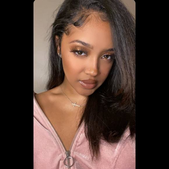 Profile Picture of Denise Geronimo (@denisegeronimo) on Poshmark