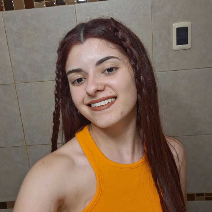 Profile Picture of 𝓢𝓱𝓪𝓻𝓸𝓷 🫀 (@sharimor) on Tiktok