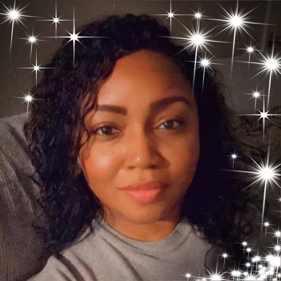 Profile Picture of Tamara Orr (@tamaraorr) on Poshmark