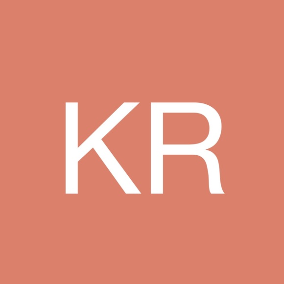 Profile Picture of Katelyn Ross (@katelynrosso) on Poshmark