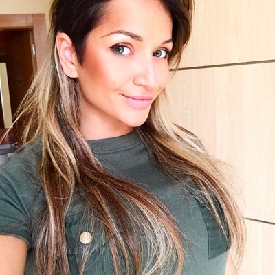 Profile Picture of Avery Amelia (@AveryAmelia6) on Twitter