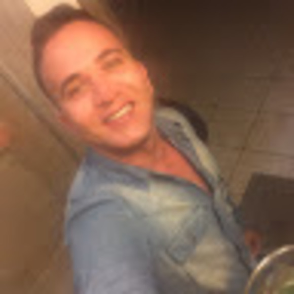 Profile Picture of Evandro Matias (@evandromatias84) on Poshmark