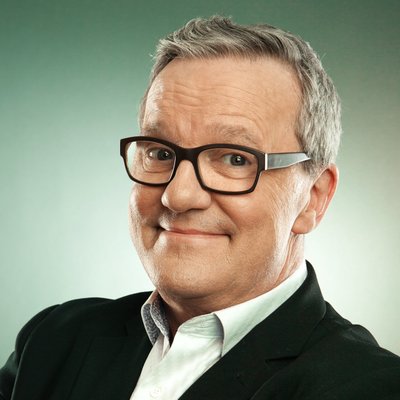 Profile Picture of Mark Lowry (@MarkAlanLowry) on Twitter