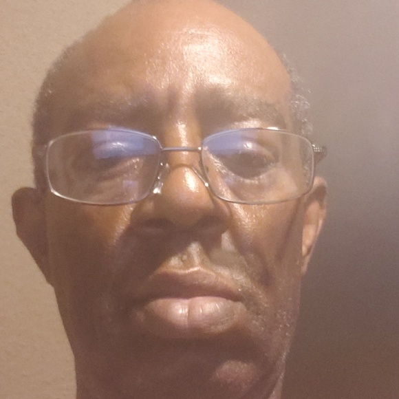 Profile Picture of Maxcium Herring (@bpharoah) on Poshmark