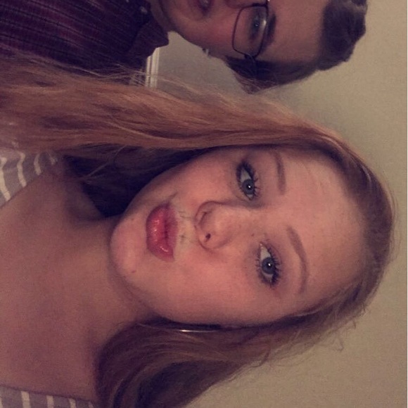 Profile Picture of Jazmyn Moore (@jamyn_rosee) on Poshmark