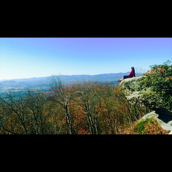 Profile Picture of Alyssa Raggio (@azraggio) on Poshmark