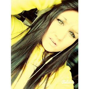 Profile Picture of Brianna Leone (@briannaleone) on Myspace