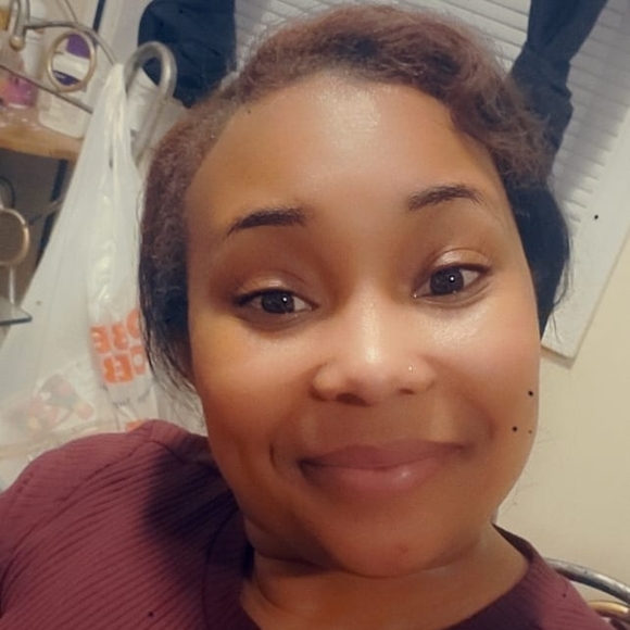 Profile Picture of Erika Wilmer (@ewilmer) on Poshmark