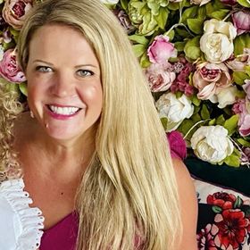 Profile Picture of Debbie Page (@debbiespitzer) on Pinterest