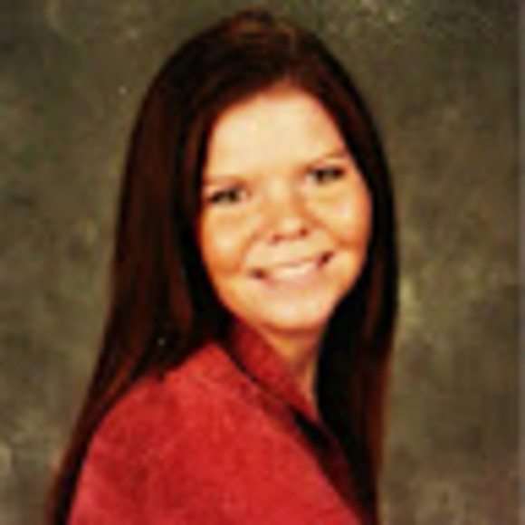 Profile Picture of Lauren Rutkin (@laurcost701) on Poshmark