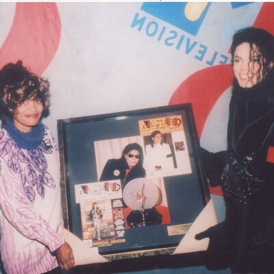 Profile Picture of Michael Jackson RIP (@MJJMusic) on Twitter