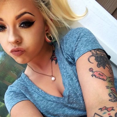 Profile Picture of April Almon (@AprilAlmon) on Twitter