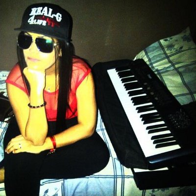 Profile Picture of Sara Espina (@EspinaSari) on Twitter