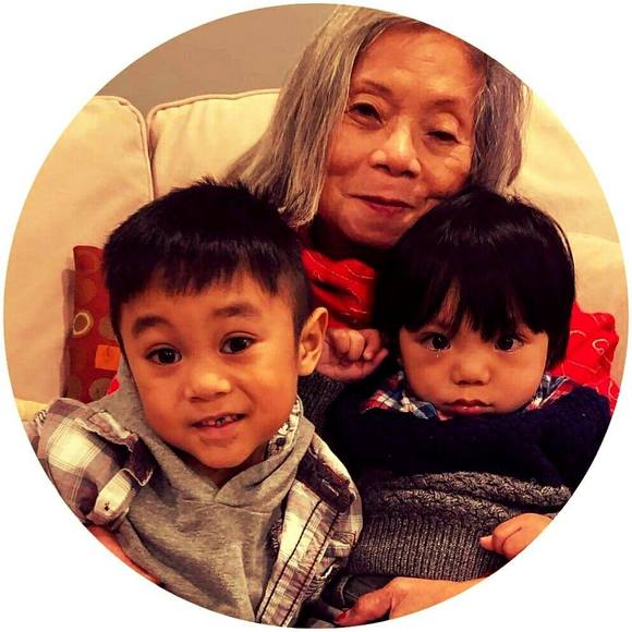 Lilia Narciso - Poshmark Profile Picture of Lilia Narciso (@ltnarciso) on Poshmark