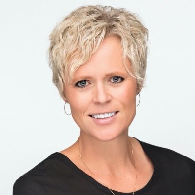 Profile Picture of Stephanie Sharp (@StephanieTSharp) on Twitter