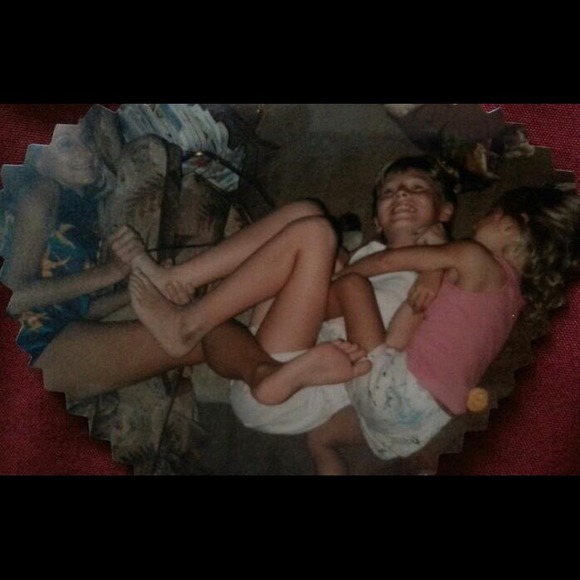 Profile Picture of Dna Cornwell (@fluorqcwoman) on Poshmark