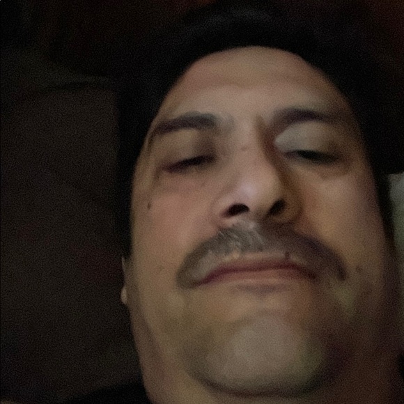 Profile Picture of Humberto Romero (@humbertoro) on Poshmark
