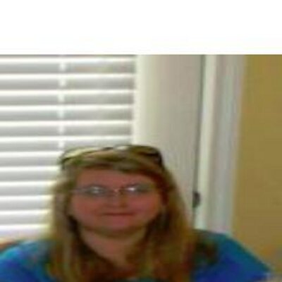 Profile Picture of Pamela Barron (@snow2sun5000) on Twitter