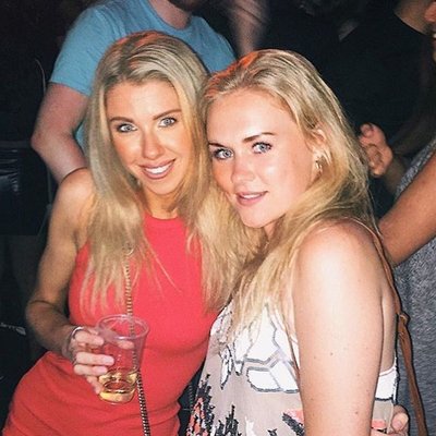 Profile Picture of LJ (@laurajeffs) on Twitter