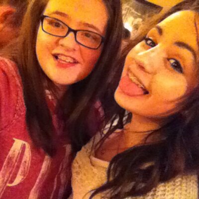 Profile Picture of Olivia Villandre (@OliviaVboo) on Twitter